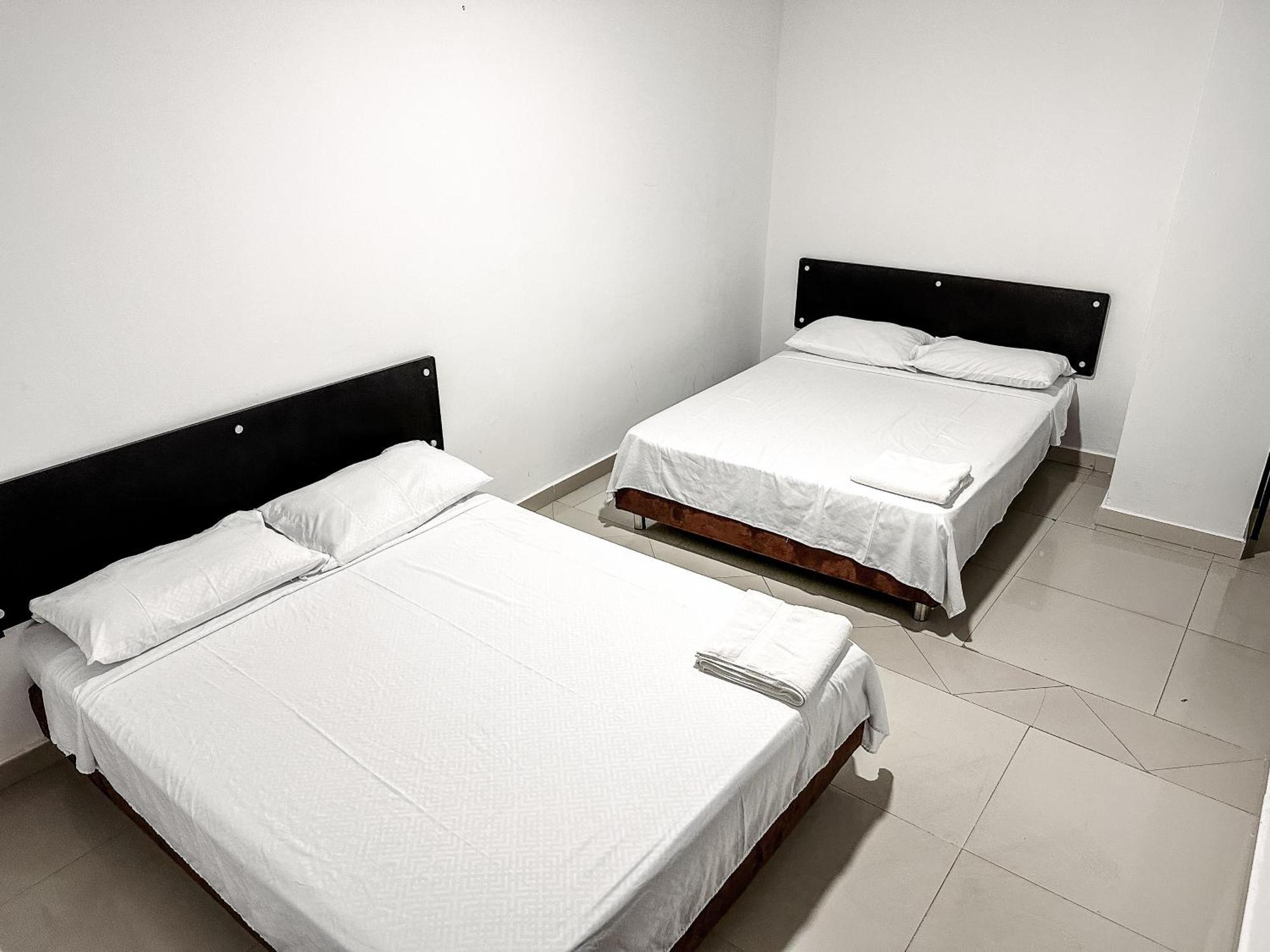 Hotel Bazurto Plaza Cartagena Bagian luar foto